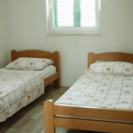 Tonka Holiday home Sumartin